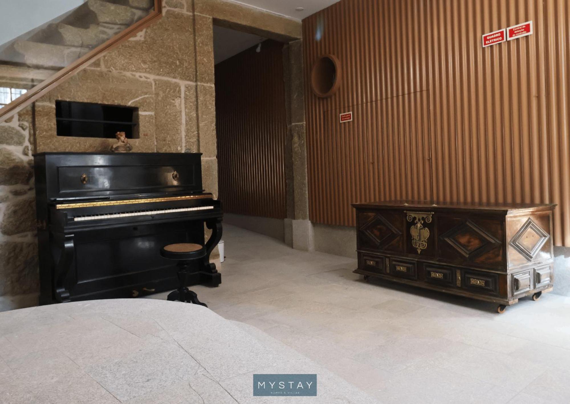 Mystay - Casa Matriz Sec XVI Penafiel Eksteriør bilde